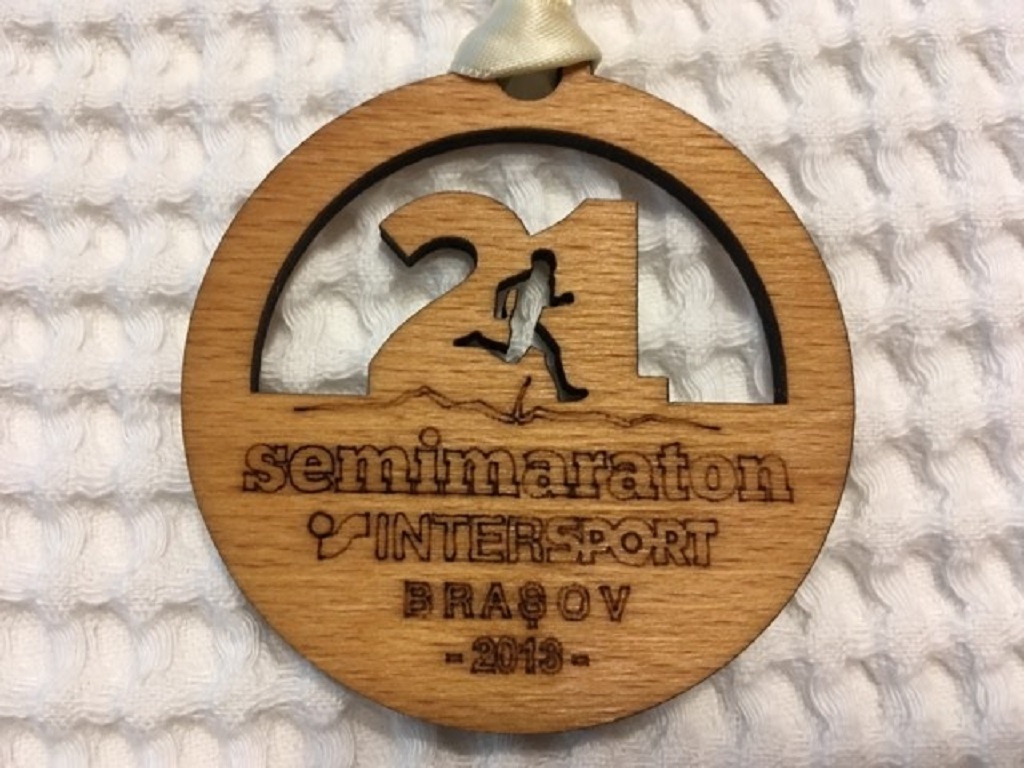 Medalie 2013 - Semimaratonul Brasov Intersport